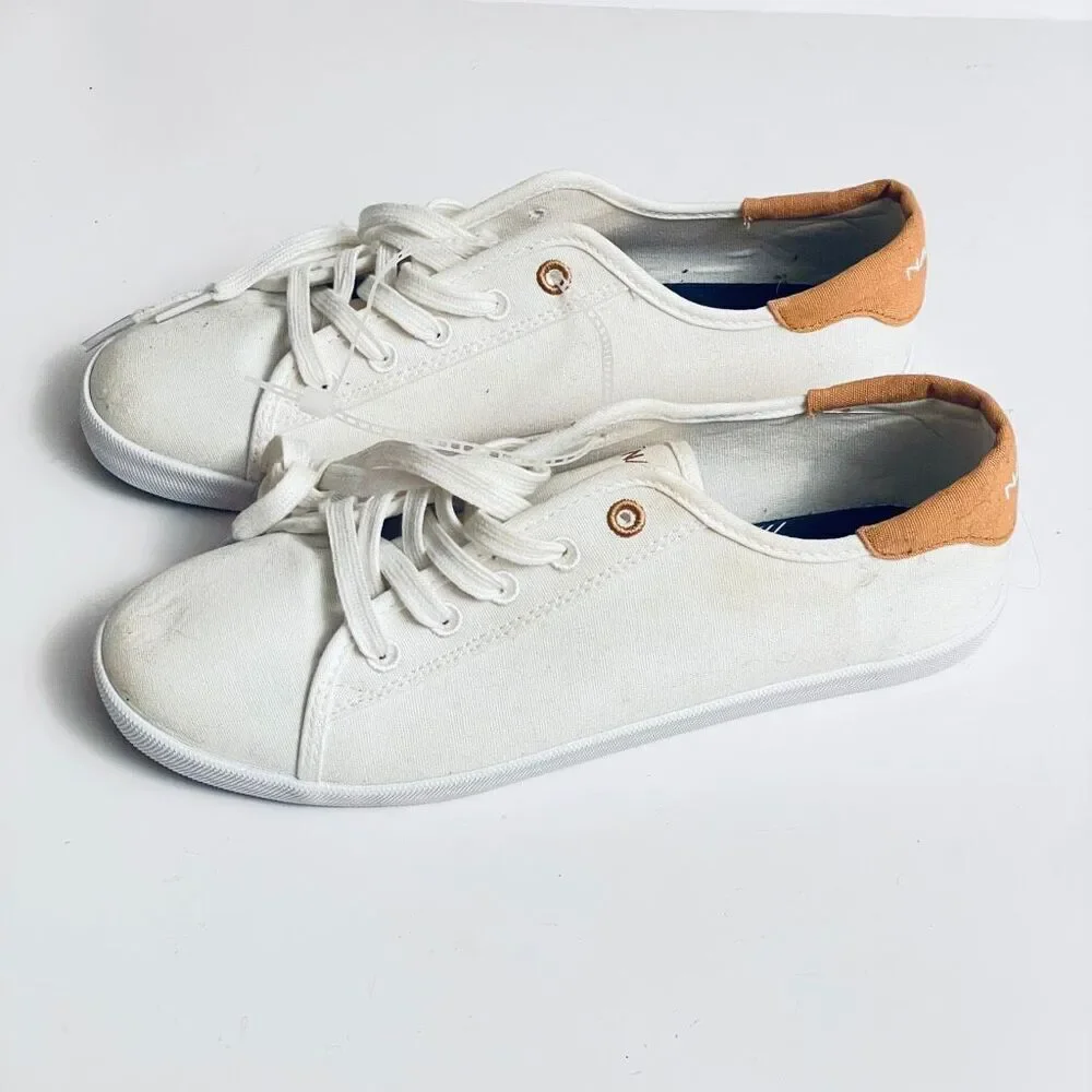 NWT Nautica Lanyard 8.5 White Cushioned Comfy memory foam navtech Sneakers READ